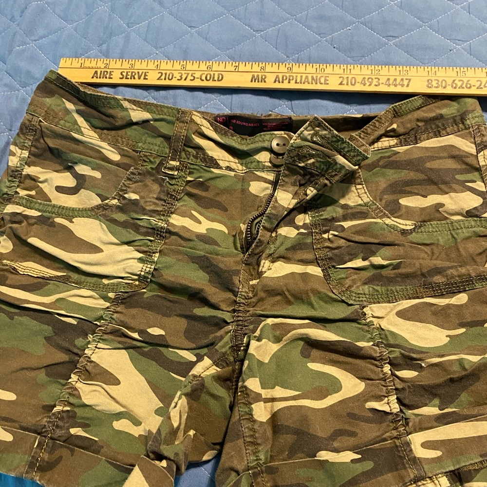 No Boundaries camp shorts size 15 jrs